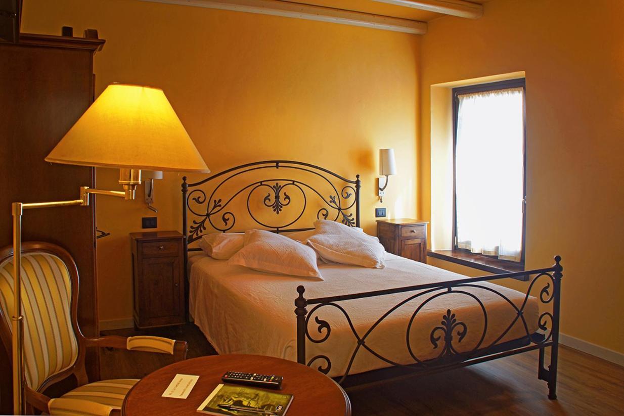 Residenza Con Le Corti Di Avesa Pensión *